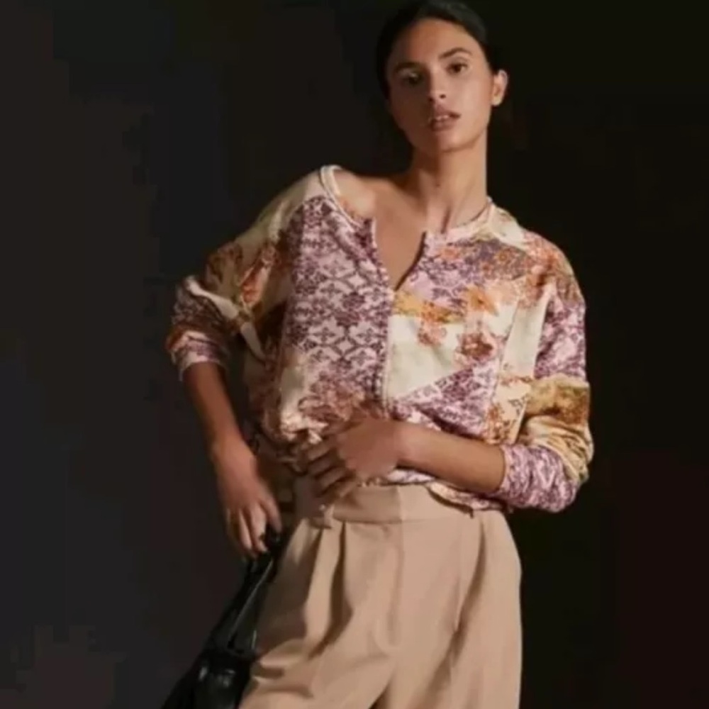 Anthropologie Pilcro Boxy Floral‎ Quilt Patchwork Notched V-neck Sweatshirt Sz M